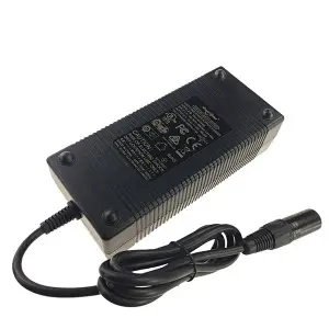 What aspects should be paid attention to when the lithium battery charger is in practical application?